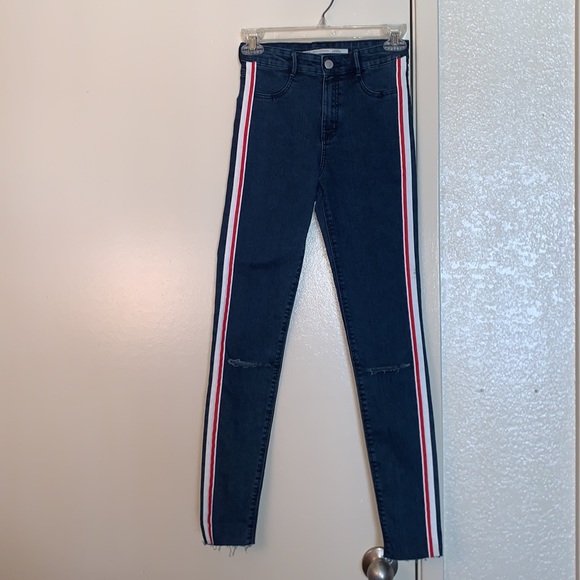 Zara Trafaluc Mid Rise Denim - Picture 2 of 6